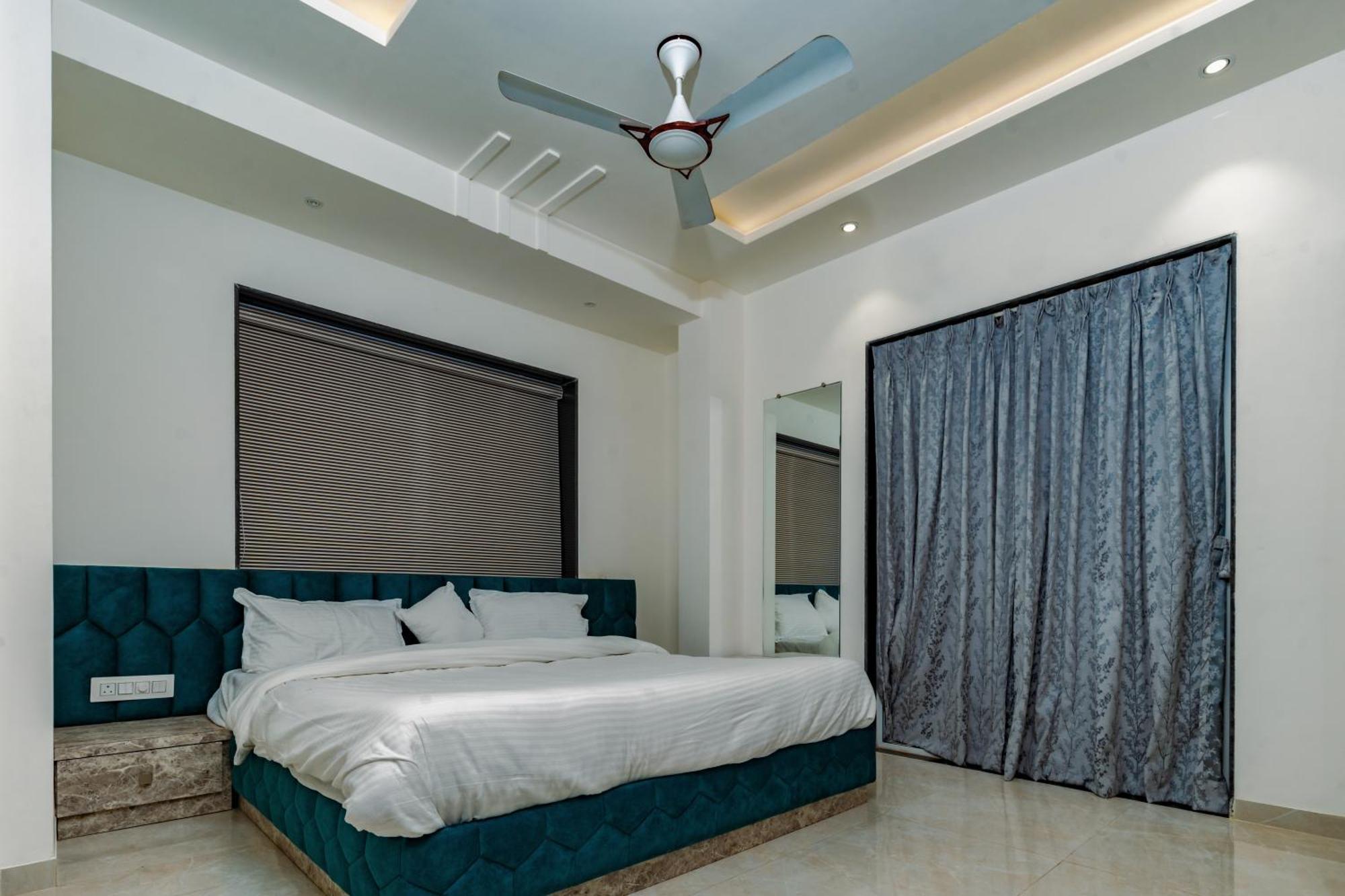 Hotel Mountain View Nashik Exterior photo